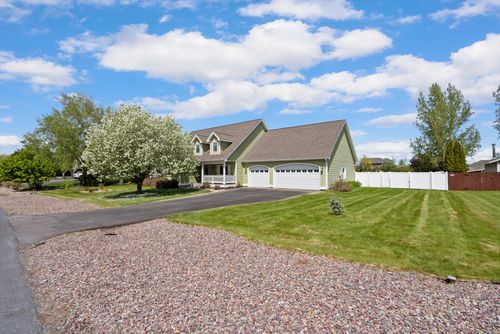 107 W Bowman Dr, Kalispell, MT, 59901-6868 | Card Image