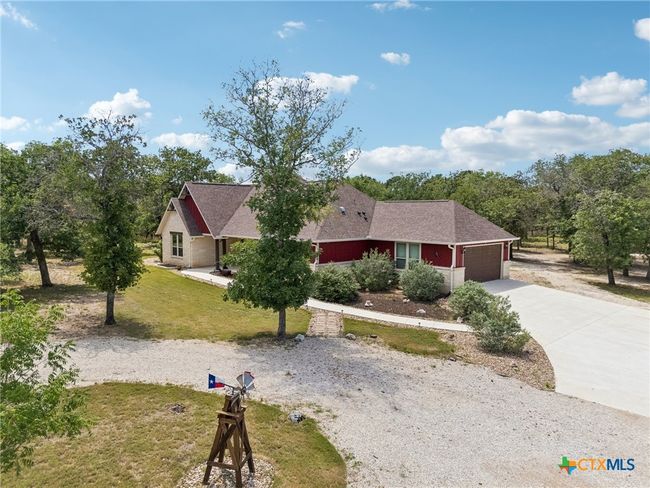 4049 Hickory Forrest Dr, Home with 3 bedrooms, 3 bathrooms and null parking in Seguin TX | Image 40