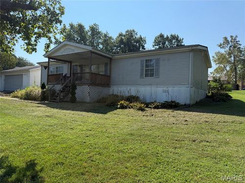 10 E 1st St, Gerald, MO, 63037-2131 | Card Image
