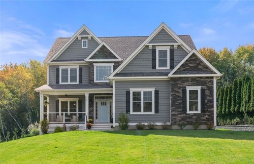 118 Cardinal Rd, Cranston, RI, 02921-2801 | Card Image