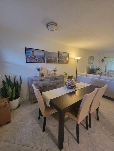 112 - 725 Lori Dr, Condo with 2 bedrooms, 1 bathrooms and null parking in Palm Springs FL | Image 1