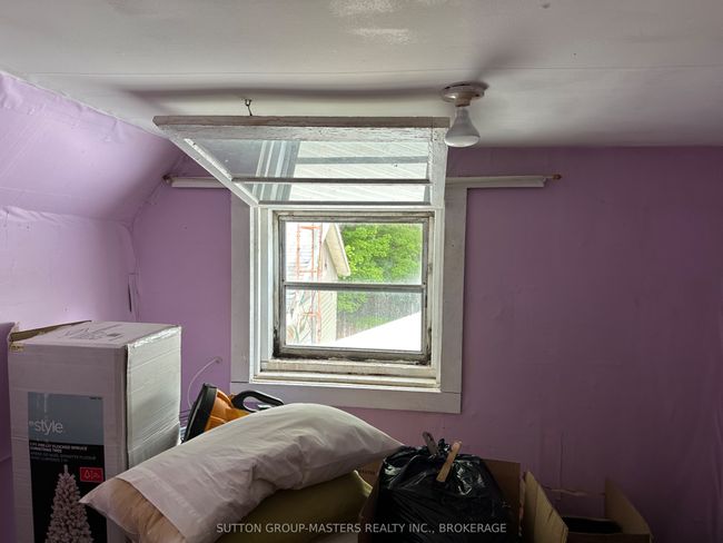 31 White Rd, House other with 4 bedrooms, 1 bathrooms and 4 parking in Godfrey ON | Image 22