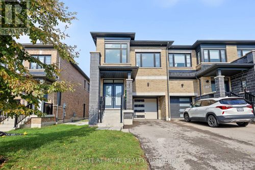 107 Boundary Boulevard, Whitchurch-Stouffville (Stouffville), ON, L4A4W2 | Card Image