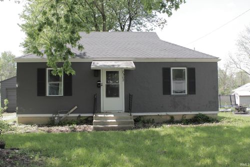 7302 Bradbury Ave, Fort Wayne, IN, 46809-2734 | Card Image