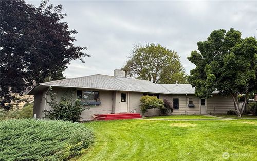 1864 Old Highway 97, Okanogan, WA, 98840-8222 | Card Image