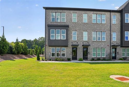 2324 Mockernut Trl Se, Smyrna, GA, 30080-3861 | Card Image