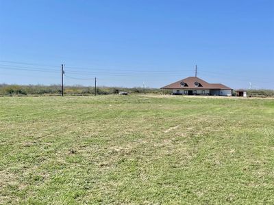 2991 N Highway 83, House other with 3 bedrooms, 2 bathrooms and null parking in Roma TX | Image 2