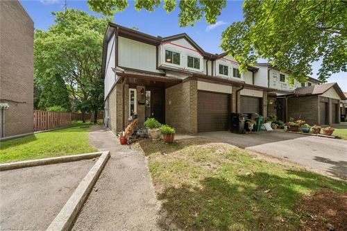 53-46 Cedarwoods Cres, Kitchener, ON, N2C2L7 | Card Image