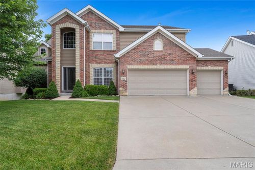 612 Wyndview Dr, Lake St Louis, MO, 63367-4332 | Card Image