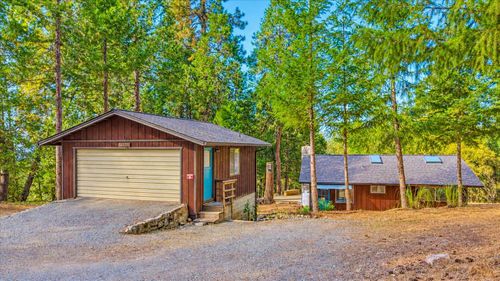 11980 N Bloomfield Rd, Nevada City, CA, 95959-8447 | Card Image
