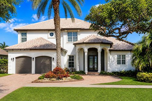 3683 W Lake Estates Dr, Davie, FL, 33328-3056 | Card Image
