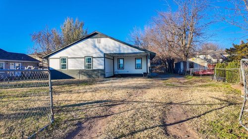 1014 W Woodson St, El Reno, OK, 73036-2257 | Card Image