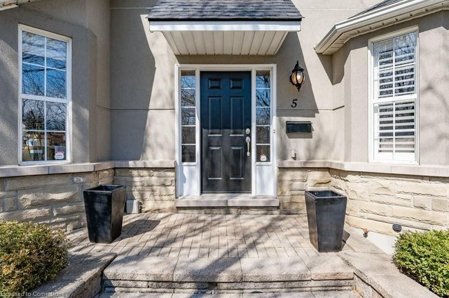 5 - 1061 N Shore Blvd E, Townhouse with 2 bedrooms, 3 bathrooms and 2 parking in Burlington ON | Image 4