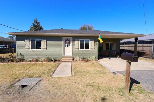 218 N Oak St, Lockport, LA, 70374-2114 | Card Image