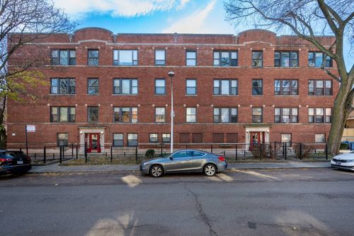 apt-2-1041 W Byron St, Chicago, IL, 60613-5031 | Card Image