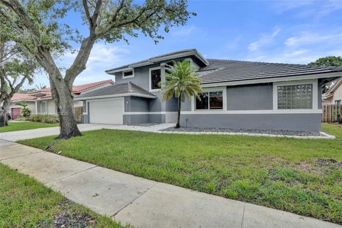 1321 Sw 102nd Ave, Pembroke Pines, FL, 33025-4709 | Card Image