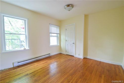 155 Chambers St, Newburgh, NY, 12550-4376 | Card Image