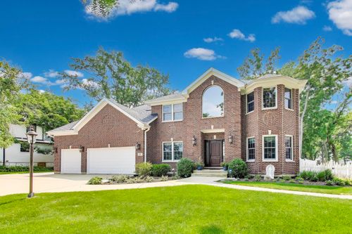 75 Park Ave, Buffalo Grove, IL, 60089-6346 | Card Image