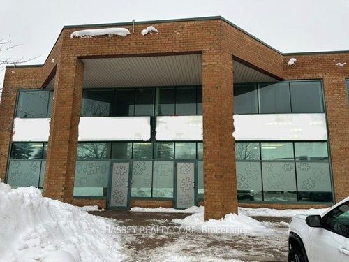 1-and-2-680 Bayview Dr, Barrie, ON, L4N9A6 | Card Image