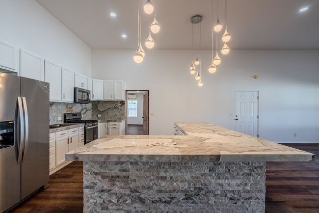 38 Private Drive 1548, House other with 4 bedrooms, 3 bathrooms and 10 parking in Hernandez NM | Image 12