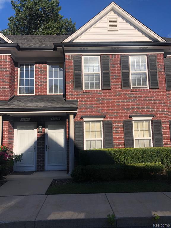 Manchester Ave, Shelby Township, MI 48316