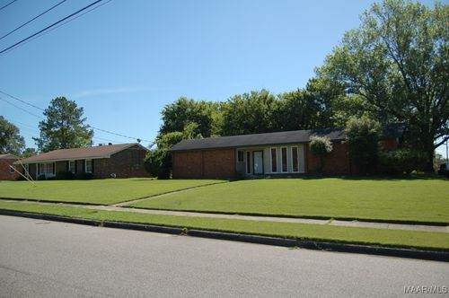 1179 Queensbury Dr, Montgomery, AL, 36116-3554 | Card Image