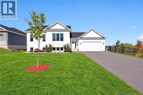 18 Orin Dr, Riverview, NB, E1B3X5 | Card Image