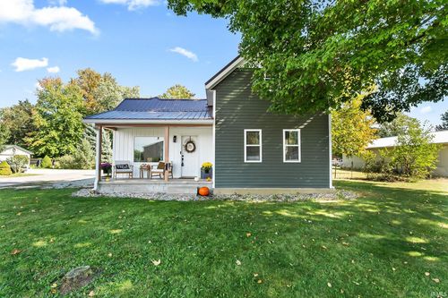 301 S Oak Street, Mentone, IN, 46539 | Card Image