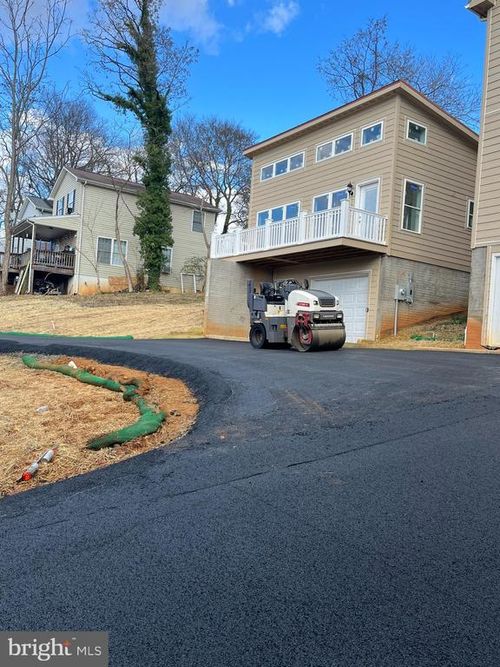 141 Haiti St, WARRENTON, VA, 20186-2907 | Card Image