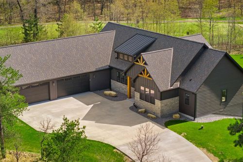 375 Pinehurst Dr, Nekoosa, WI, 54457-8074 | Card Image