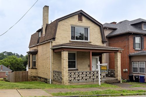 316 Winterhill St, Brookline, PA, 15226-1820 | Card Image