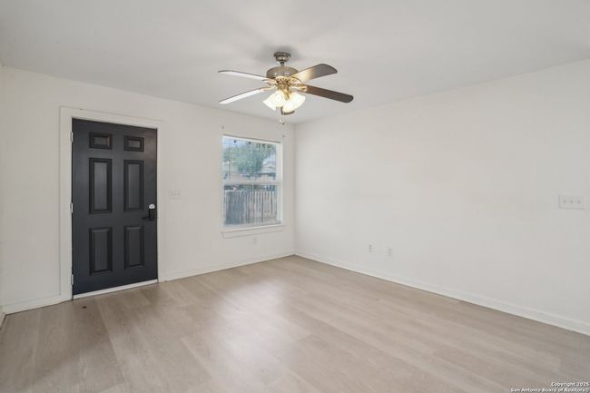 620 W Euclid Ave, House other with 2 bedrooms, 1 bathrooms and null parking in San Antonio TX | Image 7