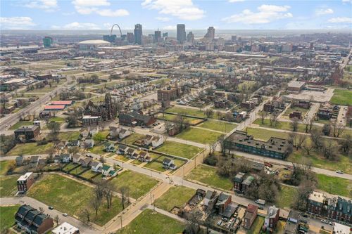 1901 Benton St, Saint Louis, MO, 63106-2906 | Card Image