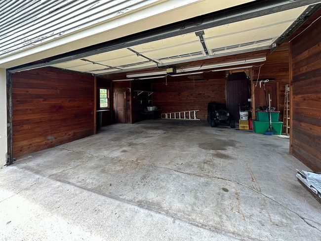 Garage Interior.jpg | Image 24