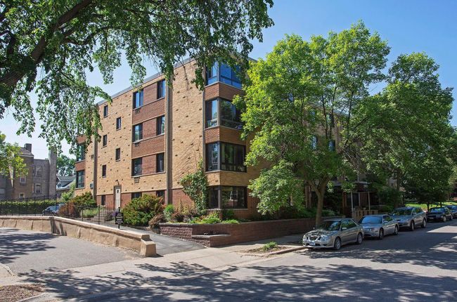 APT-302 - 1912 Dupont Ave S, Condo with 1 bedrooms, 1 bathrooms and null parking in Minneapolis MN | Image 35