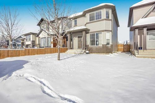 210 Saddlebrook Way Ne, Calgary, AB, T3J0B5 | Card Image