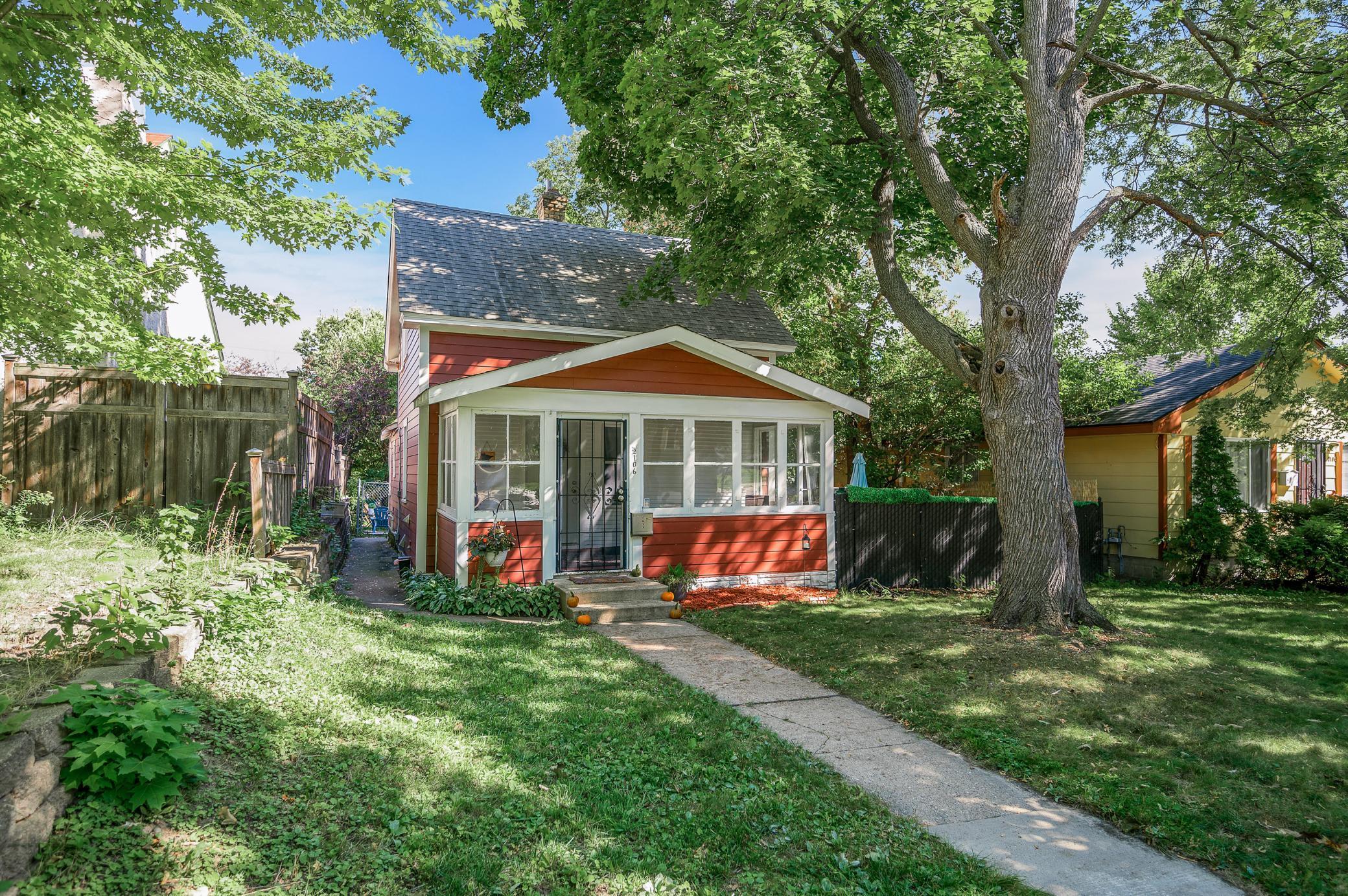 Thomas Ave, Minneapolis, MN 55411