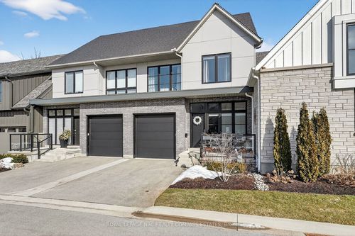 4-50 Tulip Tree Common, Saint Catharines, ON, L2S4C8 | Card Image