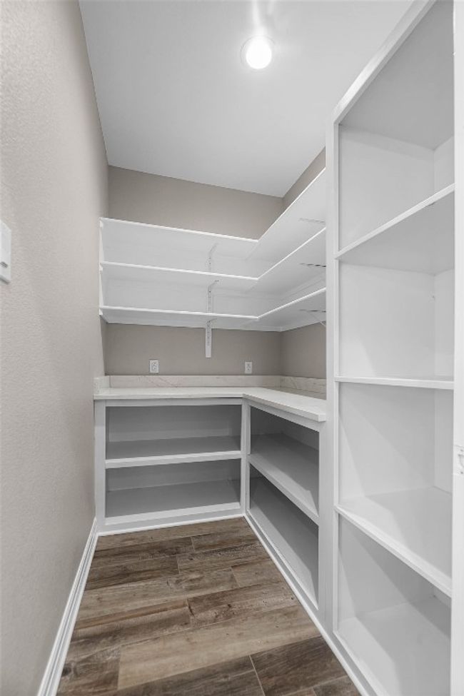 1134 Creekstone Trl, House other with 4 bedrooms, 2 bathrooms and 4 parking in Seguin TX | Image 37