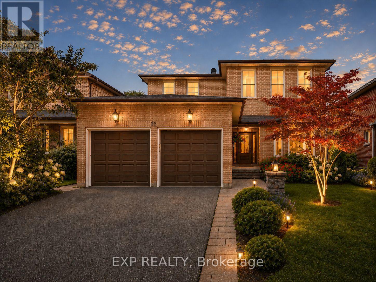 Residential in Richmond Hill (North Richvale)