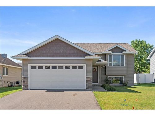 1374 Blue Jay Pl, New Richmond, WI, 54017-2588 | Card Image