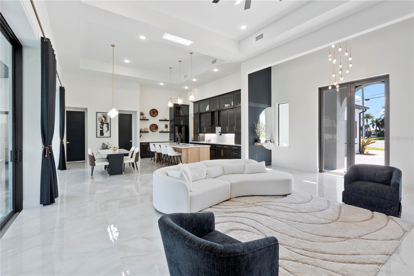 Residential in CAPE CORAL 5