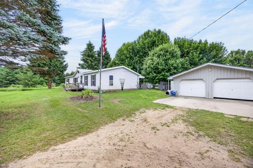6178 Meredith Grade Rd, Harrison, MI, 48625-9665 | Card Image