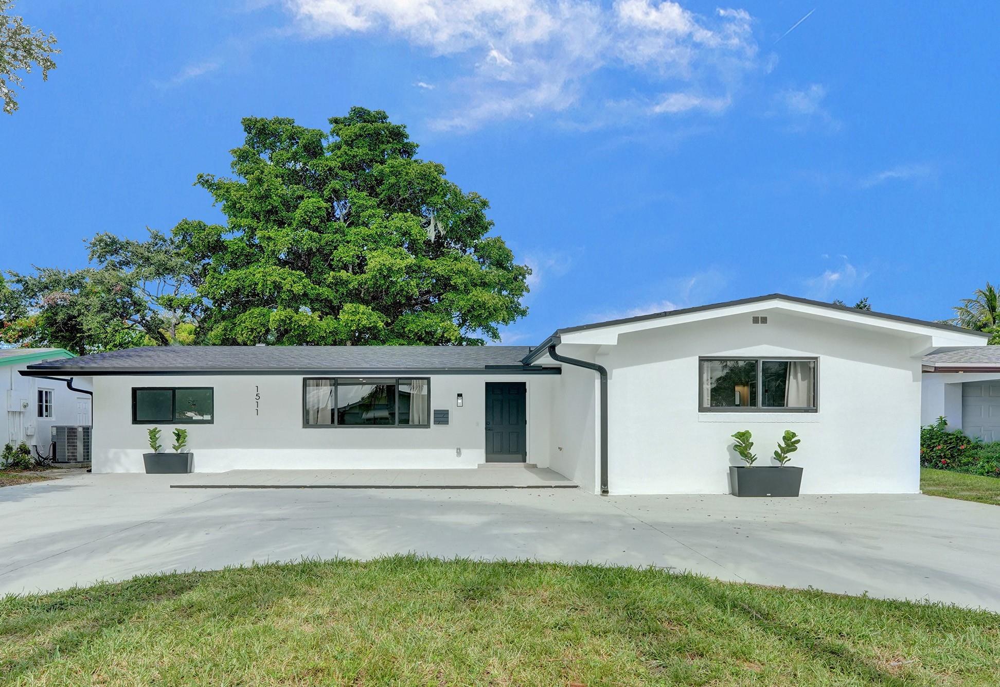 87th Way, Pembroke Pines, FL 33024