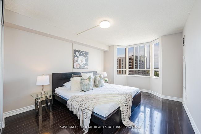1507 - 5 Lisa St, Condo with 3 bedrooms, 2 bathrooms and 1 parking in Brampton ON | Image 24