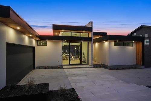 2319 Cypress Pt E, Austin, TX, 78746-7224 | Card Image