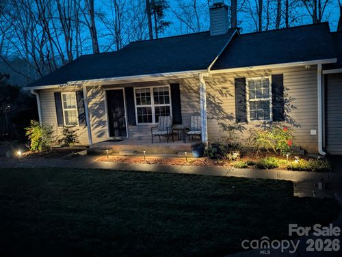 228 Creek View Rd, Mooresville, NC, 28117-5412 | Card Image