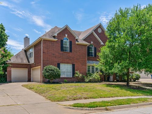 3573 Boxwood Dr, Grapevine, TX, 76051-4229 | Card Image