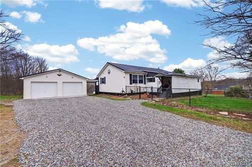 9684 Peck Hill Rd, Gowanda, NY, 14070-9648 | Card Image