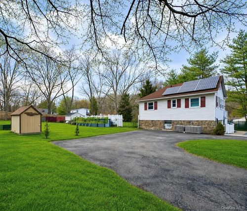 15 Pops Rd, Cortlandt Mnr, NY, 10567-5248 | Card Image